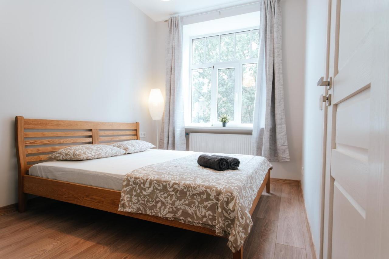 Central Comfort At Hanzas Residence, Stay Near Cafes, Bars, Museums & Esplanade Ryga Zewnętrze zdjęcie